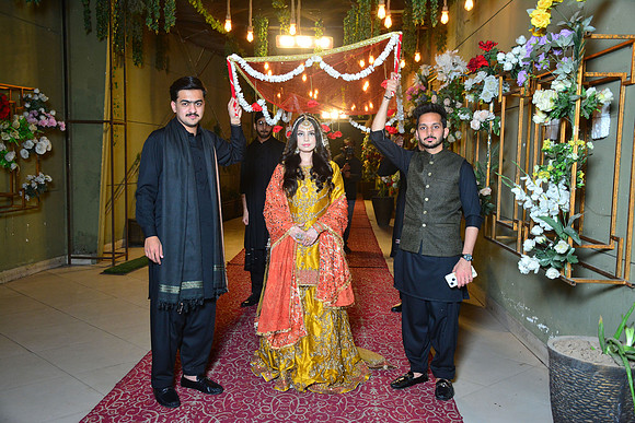 Kamal & Saba Mehndi 00091
