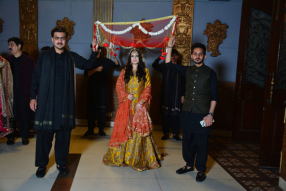 Kamal & Saba Mehndi 00095