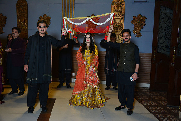 Kamal & Saba Mehndi 00097