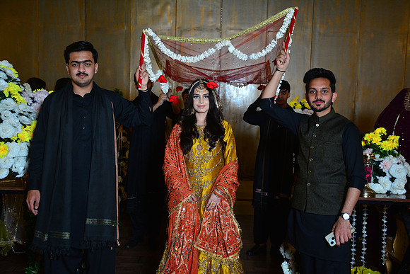 Kamal & Saba Mehndi 00099