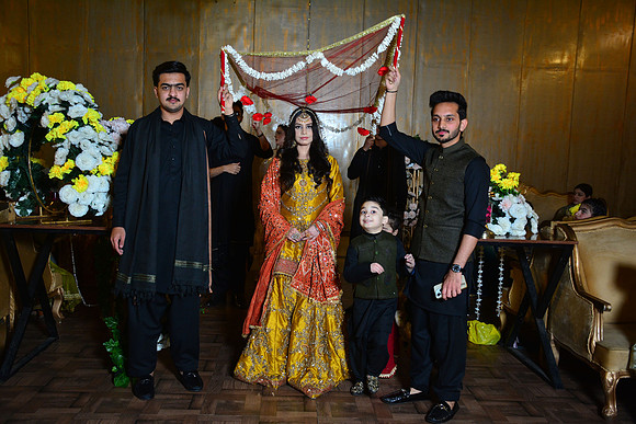 Kamal & Saba Mehndi 00098
