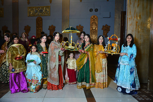 Kamal & Saba Mehndi 00103