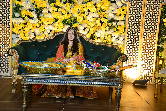 Kamal & Saba Mehndi 00105