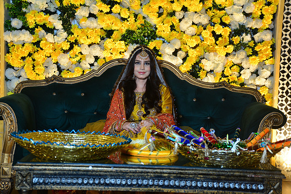 Kamal & Saba Mehndi 00106