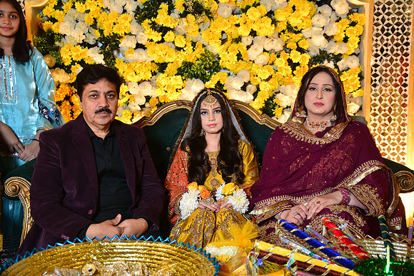 Kamal & Saba Mehndi 00129