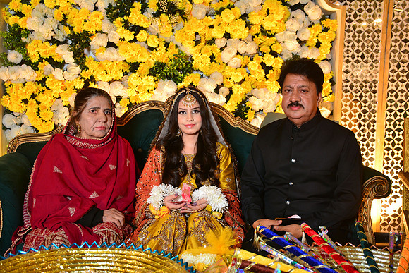 Kamal & Saba Mehndi 00142