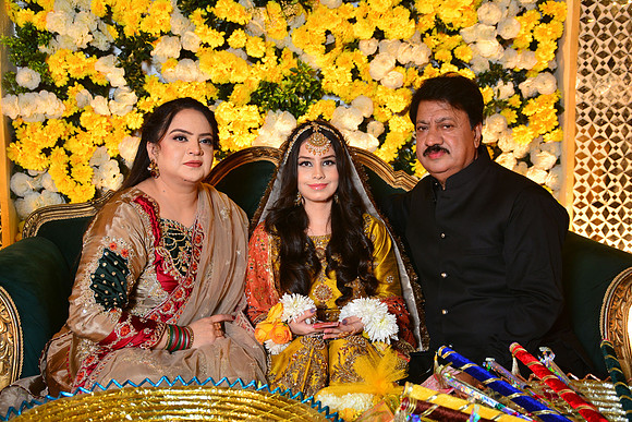 Kamal & Saba Mehndi 00150
