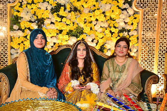 Kamal & Saba Mehndi 00162