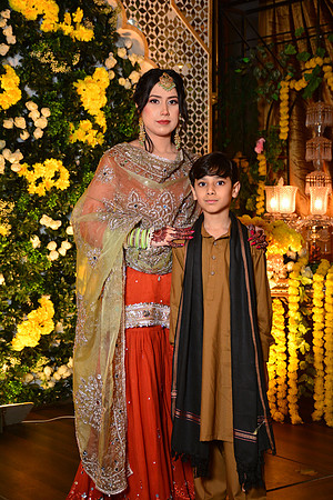 Kamal & Saba Mehndi 00176