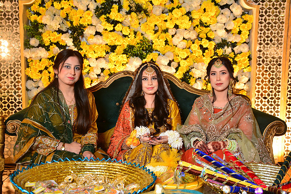 Kamal & Saba Mehndi 00178