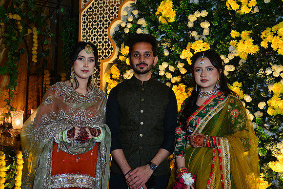 Kamal & Saba Mehndi 00219