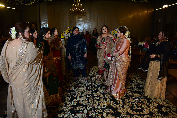 Kamal & Saba Mehndi 00231