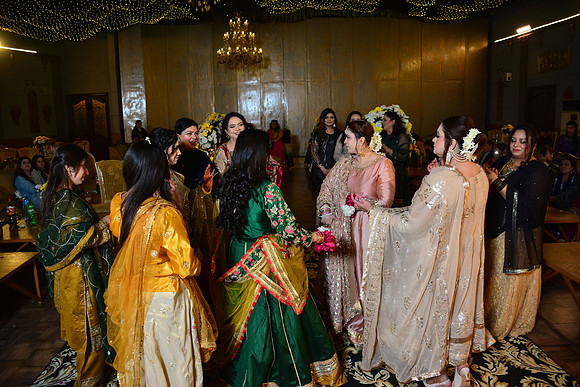 Kamal & Saba Mehndi 00233