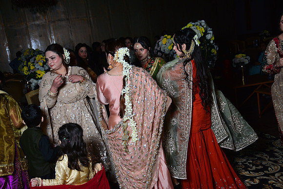 Kamal & Saba Mehndi 00240