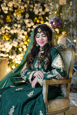 Haris & Farzina Mehndi 00048