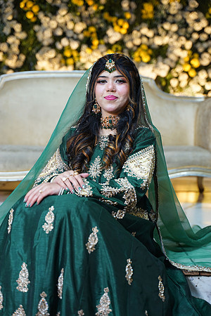 Haris & Farzina Mehndi 00056