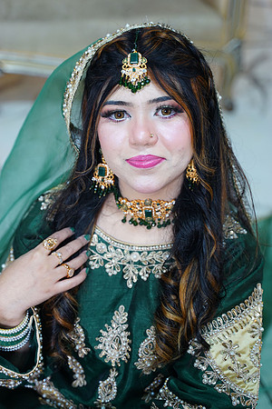 Haris & Farzina Mehndi 00062
