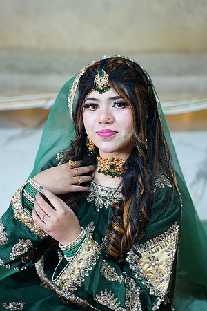 Haris & Farzina Mehndi 00065