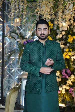 Haris & Farzina Mehndi 00073
