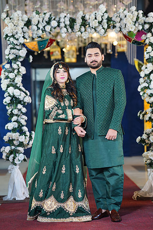 Haris & Farzina Mehndi 00094