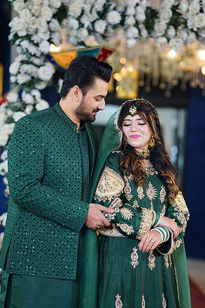Haris & Farzina Mehndi 00109