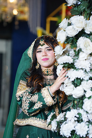 Haris & Farzina Mehndi 00115