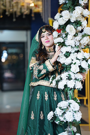 Haris & Farzina Mehndi 00118