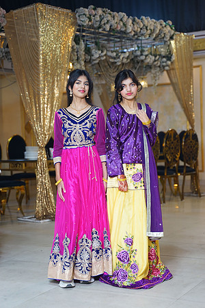 Haris & Farzina Mehndi 00199