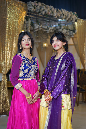 Haris & Farzina Mehndi 00198