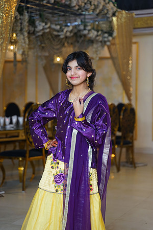 Haris & Farzina Mehndi 00205