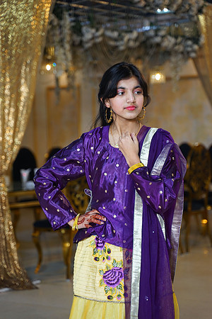 Haris & Farzina Mehndi 00207
