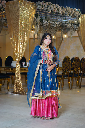 Haris & Farzina Mehndi 00214