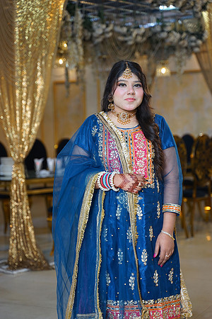Haris & Farzina Mehndi 00217