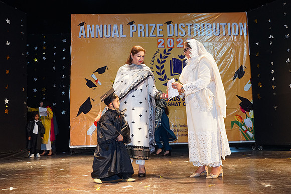 LLS Prize Distribution 26 00304