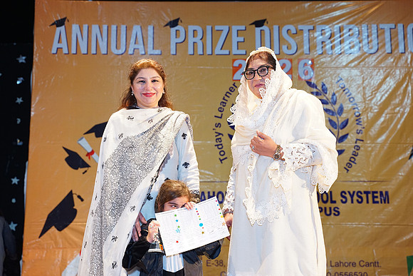 LLS Prize Distribution 26 00334