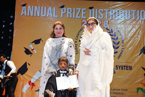 LLS Prize Distribution 26 00360