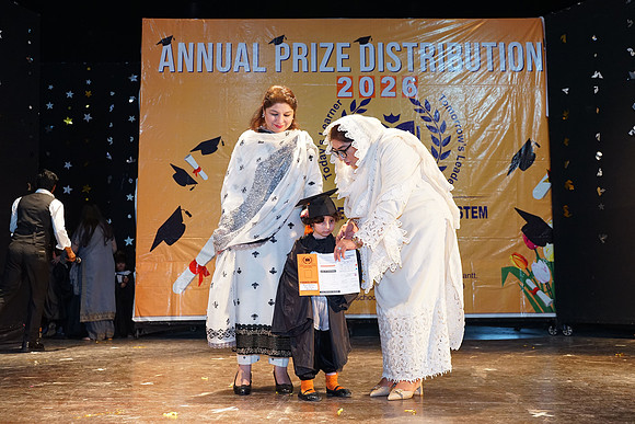 LLS Prize Distribution 26 00365