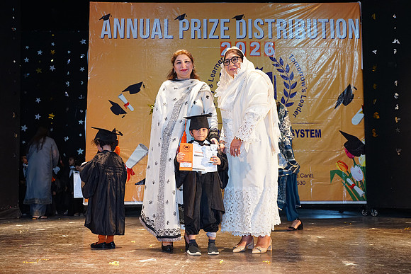 LLS Prize Distribution 26 00371
