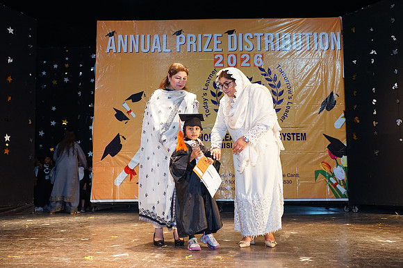 LLS Prize Distribution 26 00373