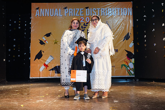 LLS Prize Distribution 26 00392