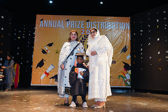 LLS Prize Distribution 26 00393