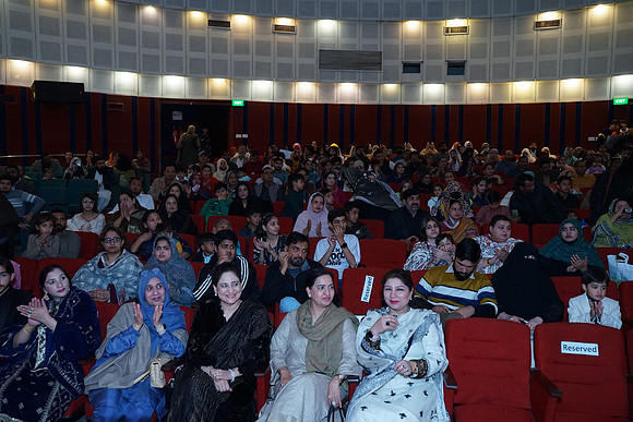 LLS Prize Distribution 26 00407