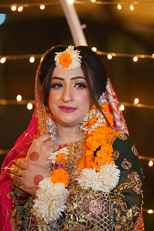 Fatima & Salman Mehndi 00009