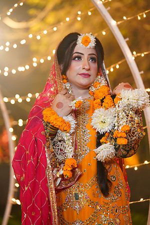 Fatima & Salman Mehndi 00013