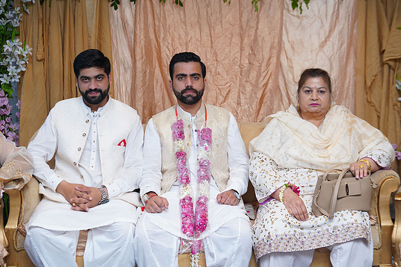 Azhar & Ayesha 00145