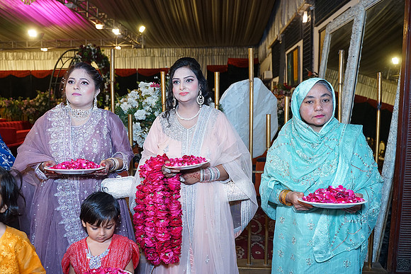 Saad & Amna Barat 00010