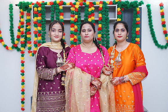 Fayyaz Mehndi 00097