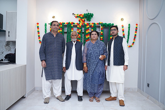 Fayyaz Mehndi 00136