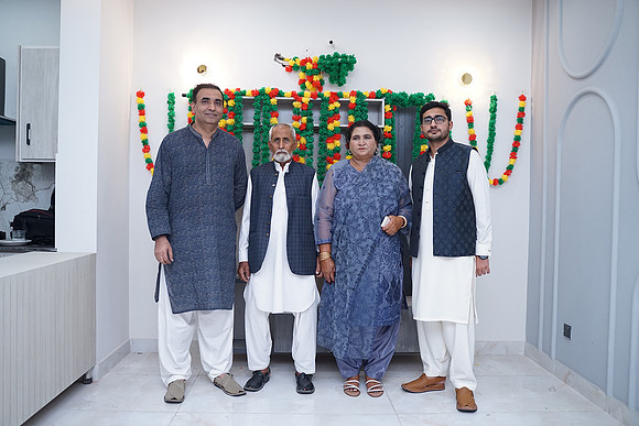 Fayyaz Mehndi 00137