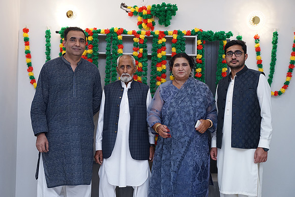 Fayyaz Mehndi 00138